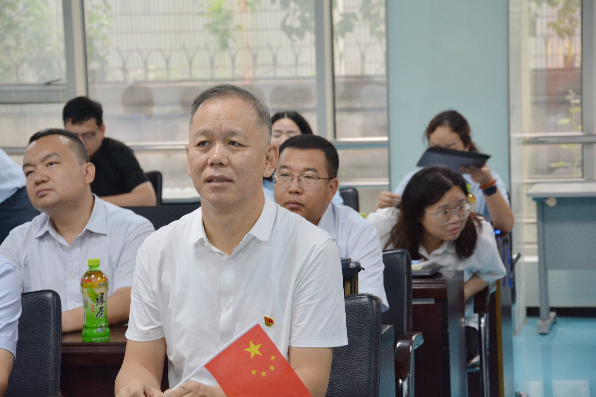 《铭记历史之魂·共赴奋进之约》402永利集团咨询纪念抗战 80 周年庆典精神礼赞